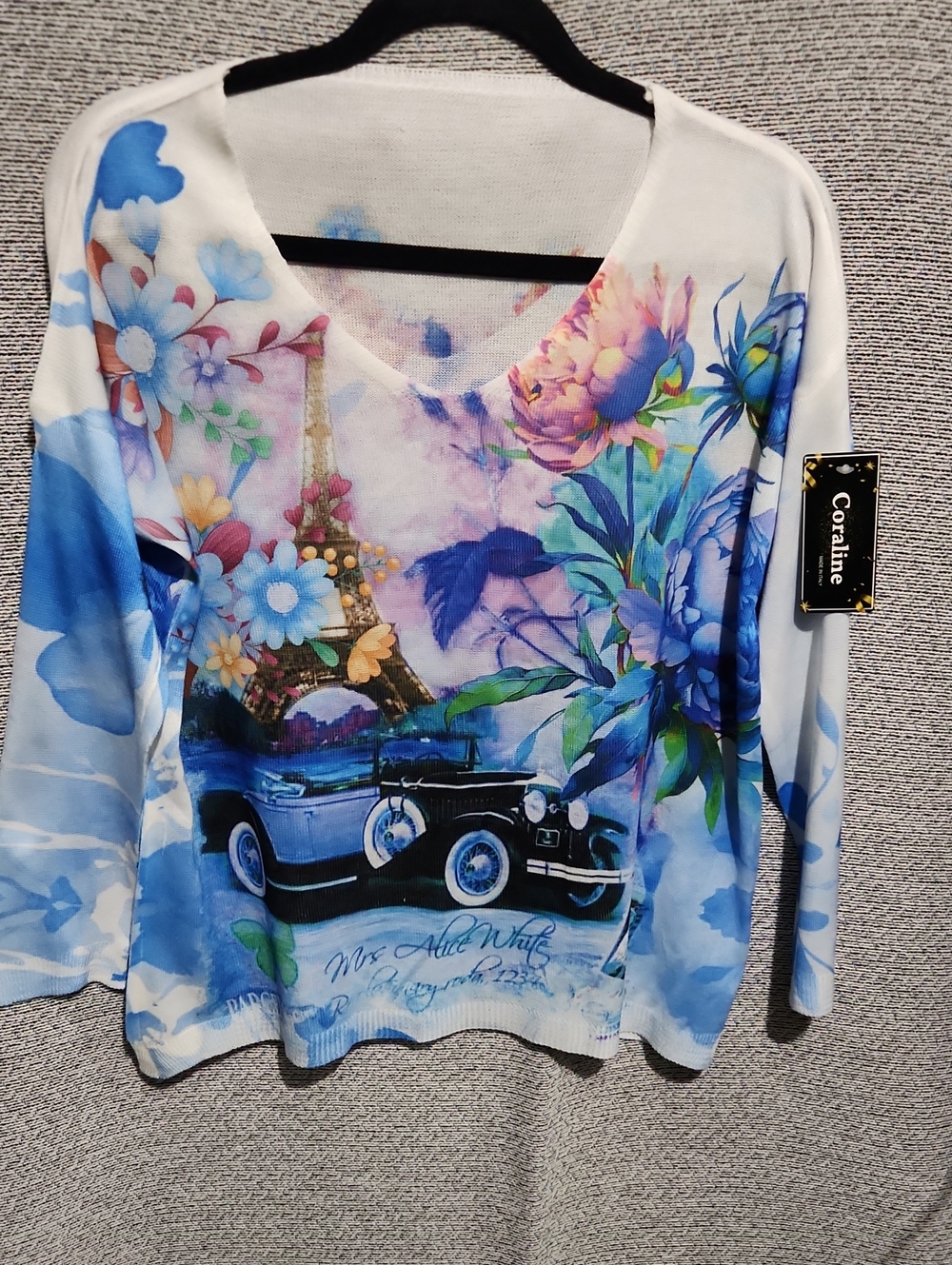 Coraline Floral Vintage Car V-Neck Women’s Lightweight Sweater Top - (#ITALY)